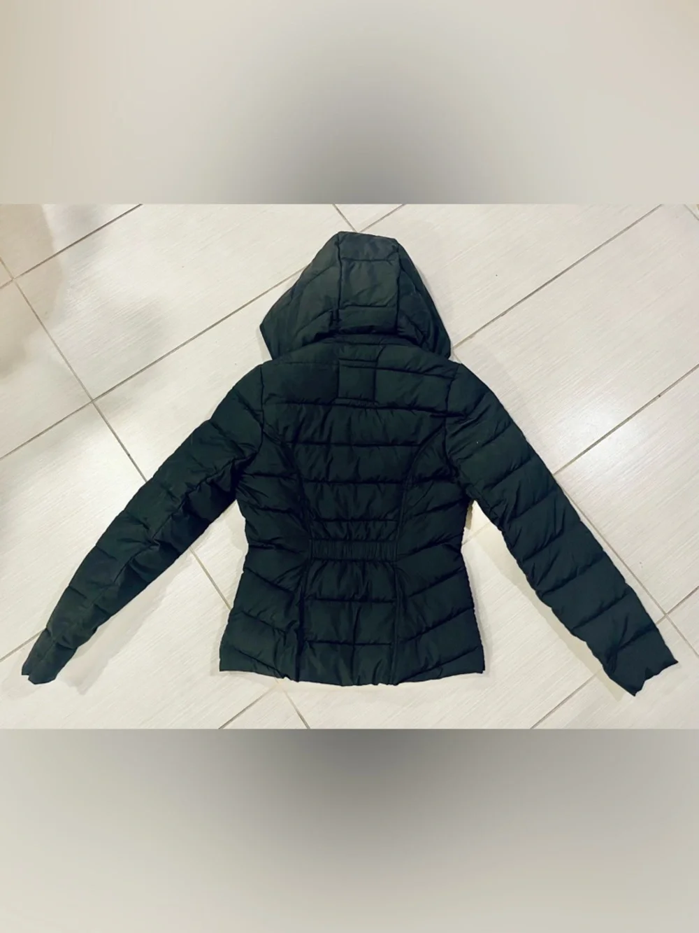 Abercrombie & Fitch Black Puffer Water-Resistant Jacket with Removable Hood - Picture 4 of 6
